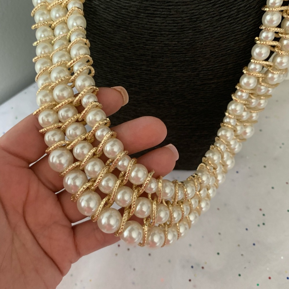 New simulated pearls necklace set - Picture 3 of 7
